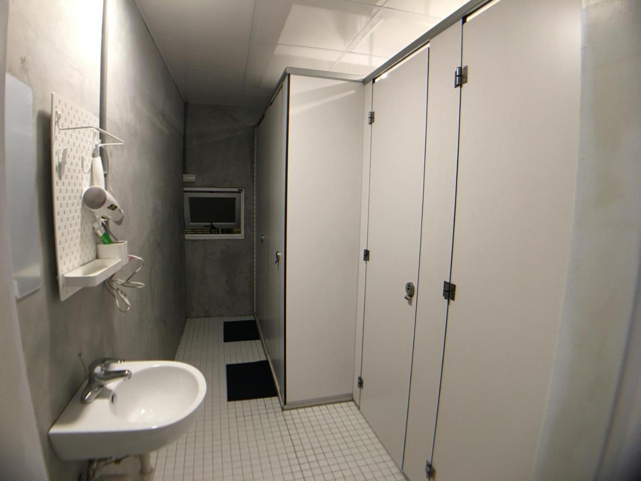 Ruifang Yi Hostel New Taipei City Exterior photo